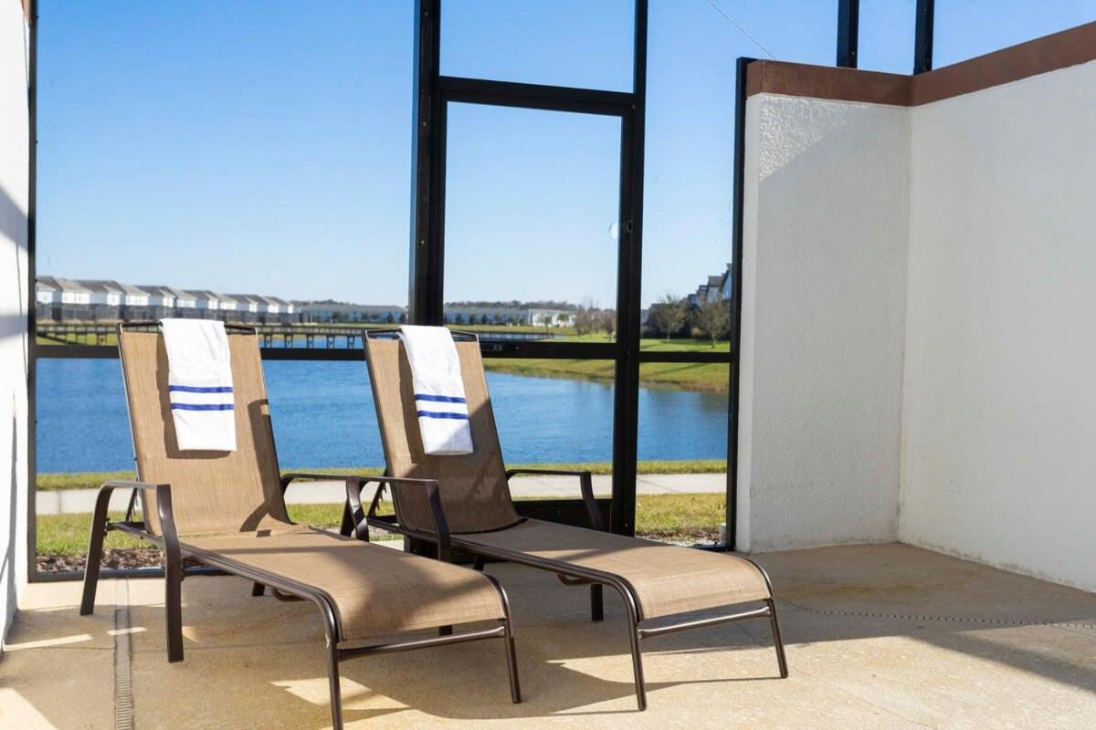 Four Bedrooms Townhome 4861 كيسيمي المظهر الخارجي الصورة