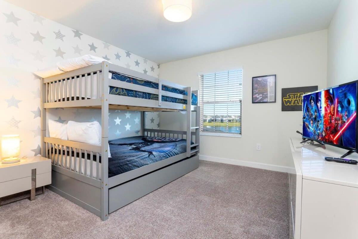 Four Bedrooms Townhome 4861 كيسيمي المظهر الخارجي الصورة