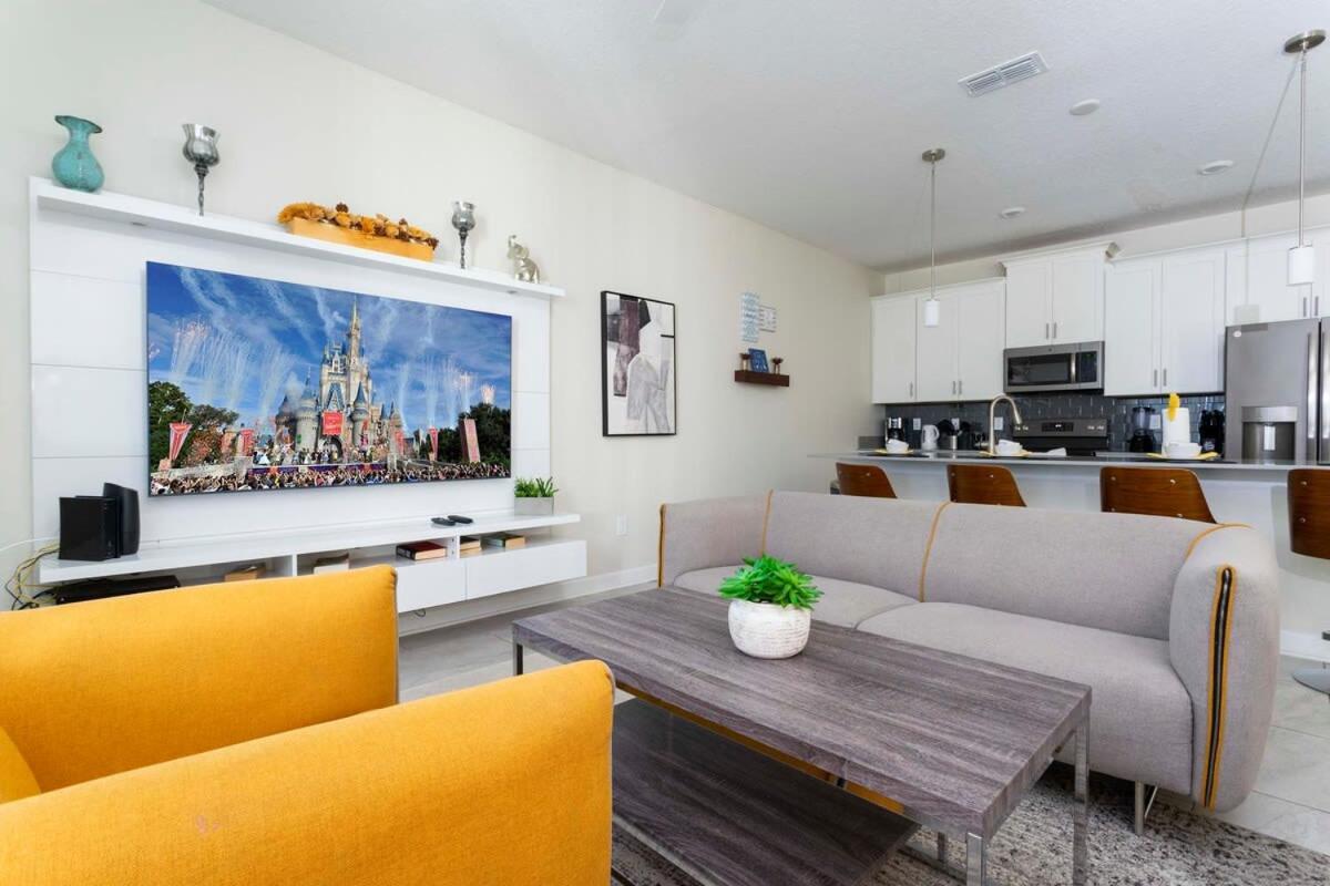 Four Bedrooms Townhome 4861 كيسيمي المظهر الخارجي الصورة