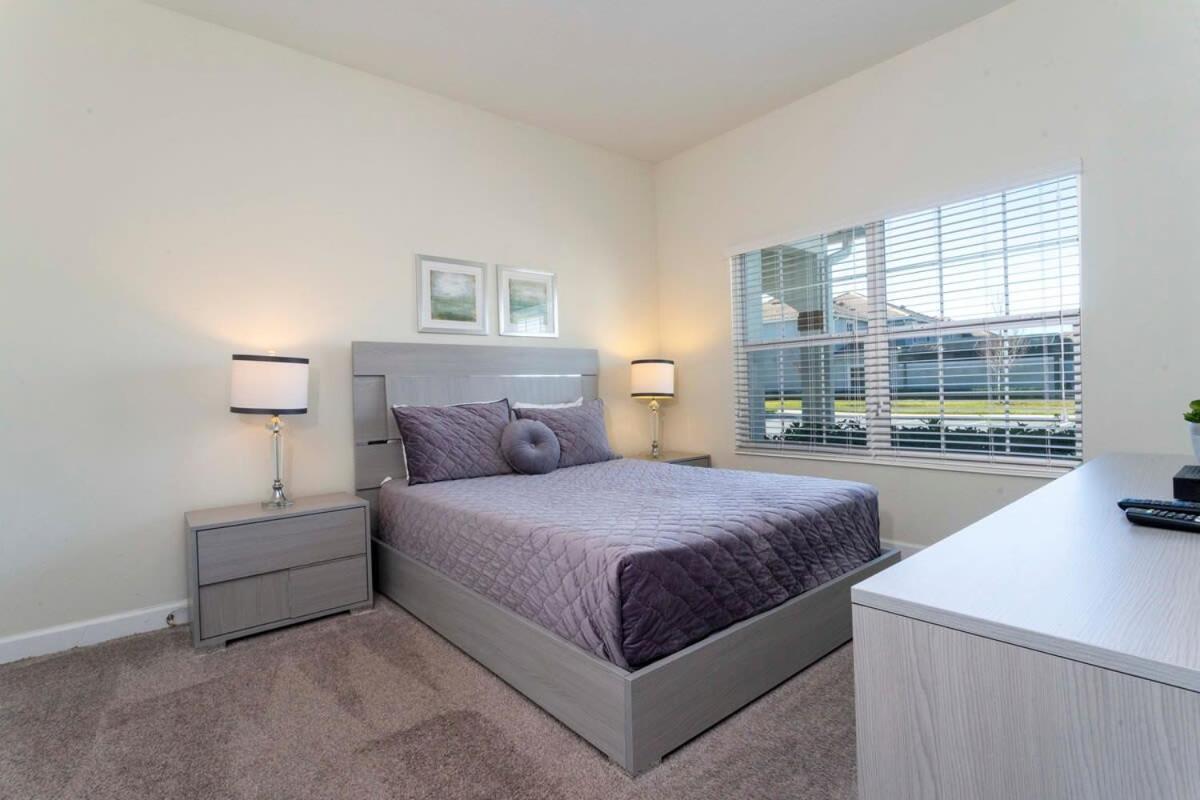 Four Bedrooms Townhome 4861 كيسيمي المظهر الخارجي الصورة